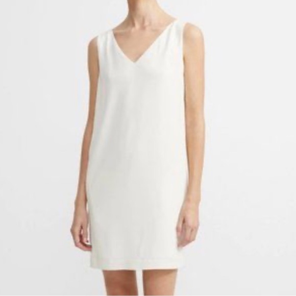 Theory Dresses & Skirts - Theory Ivory Shift V-Neck Dress 00 Sleeveless